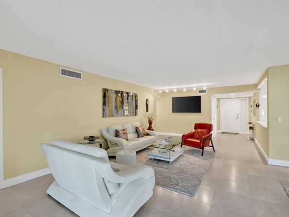 6448 Aspen Glen Cir 0, Boynton Beach FL 33437