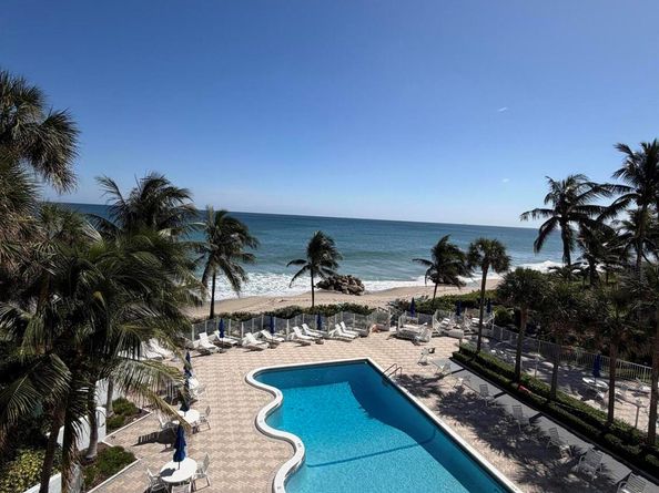 500 SE 21st Avenue 409, Deerfield Beach FL 33441