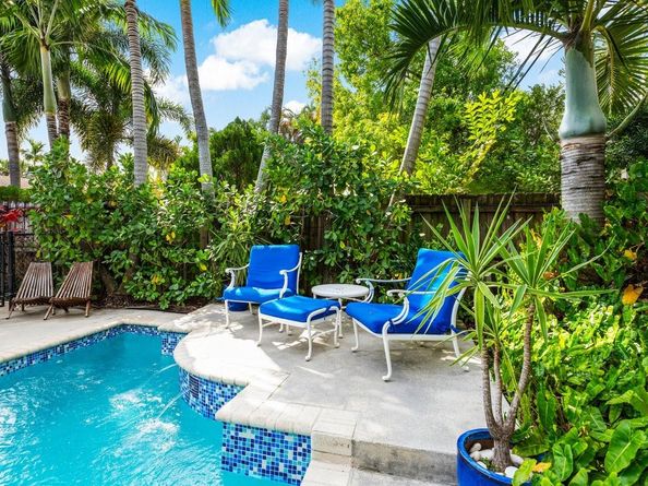 615 & 617 NE 9th Ave, Fort Lauderdale FL 33304