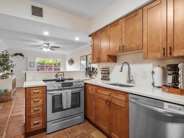 615 & 617 NE 9th Ave, Fort Lauderdale FL 33304