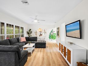 615 & 617 NE 9th Ave, Fort Lauderdale FL 33304