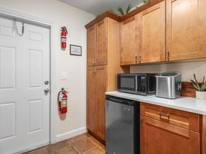 615 & 617 NE 9th Ave, Fort Lauderdale FL 33304