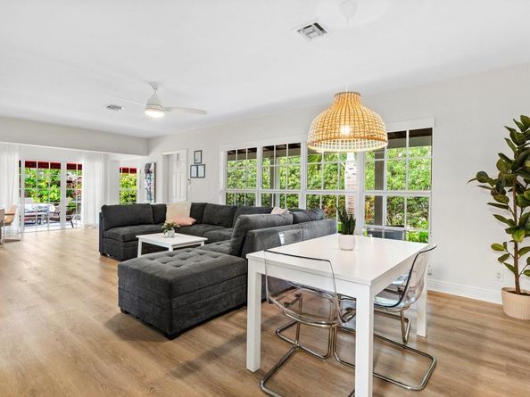 615 & 617 NE 9th Ave, Fort Lauderdale FL 33304