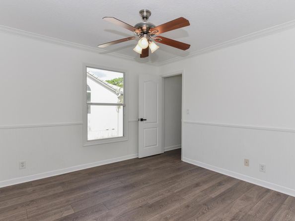 204 Lone Pine Drive, Palm Beach Gardens FL 33410