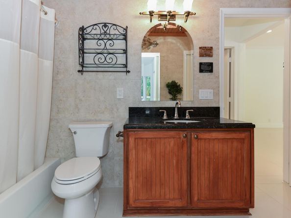 204 Lone Pine Drive, Palm Beach Gardens FL 33410