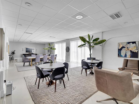 3140 S Ocean Dr 609, Hallandale Beach FL 33009