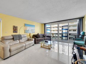 3140 S Ocean Dr 609, Hallandale Beach FL 33009