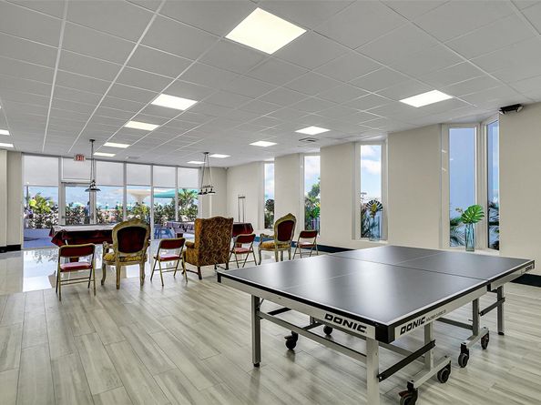 3140 S Ocean Dr 609, Hallandale Beach FL 33009