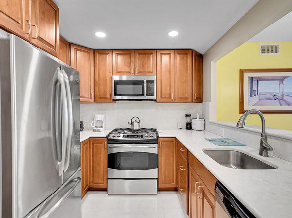 3140 S Ocean Dr 609, Hallandale Beach FL 33009