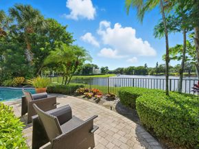 352 Vizcaya Drive, Palm Beach Gardens FL 33418