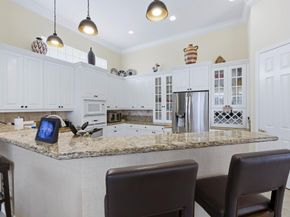 352 Vizcaya Drive, Palm Beach Gardens FL 33418