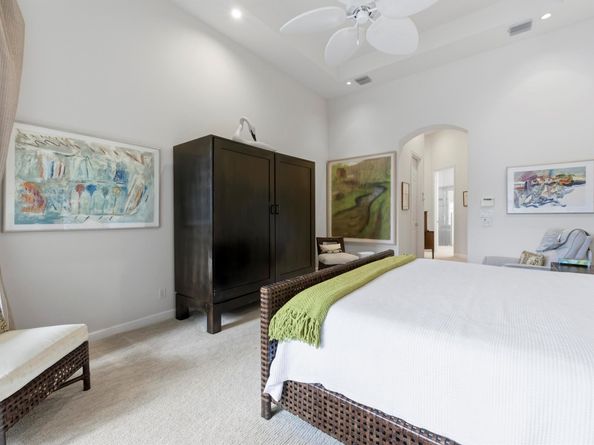 352 Vizcaya Drive, Palm Beach Gardens FL 33418