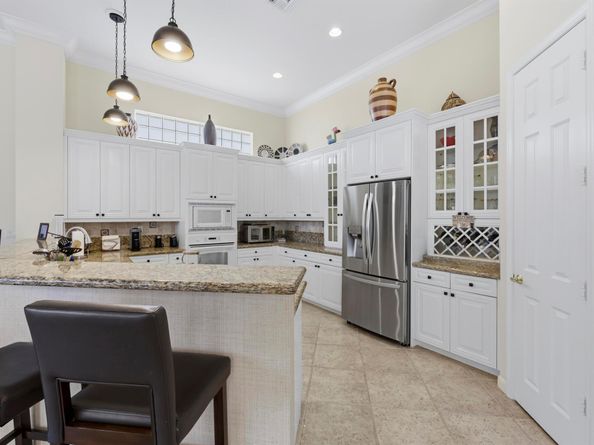 352 Vizcaya Drive, Palm Beach Gardens FL 33418