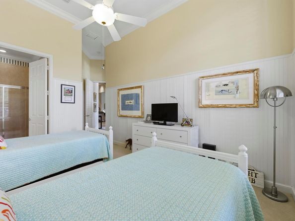 352 Vizcaya Drive, Palm Beach Gardens FL 33418