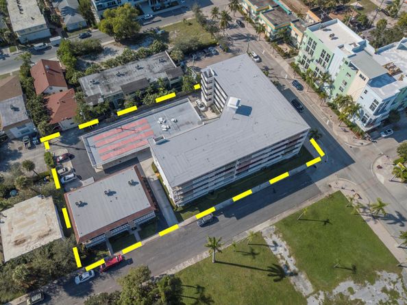 1 S Lakeside Drive A4, Lake Worth Beach FL 33460