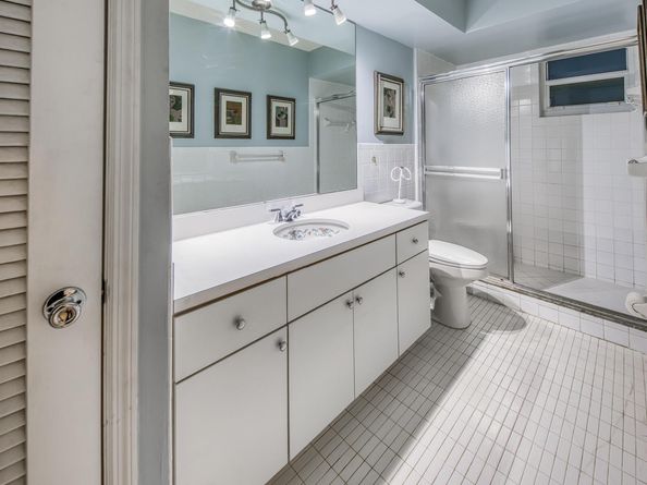 1 S Lakeside Drive A4, Lake Worth Beach FL 33460