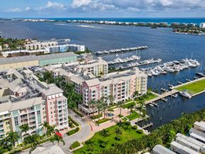 806 E Windward Way E 201, Lantana FL 33462