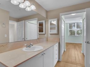 806 E Windward Way E 201, Lantana FL 33462