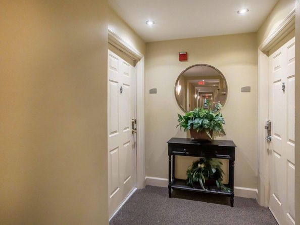 806 E Windward Way E 201, Lantana FL 33462