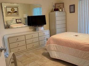 3402 Cynthia Lane 201, Lake Worth Beach FL 33461