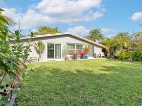 3194 Taft St, Hollywood FL 33021