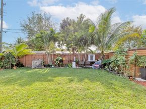 3194 Taft St, Hollywood FL 33021