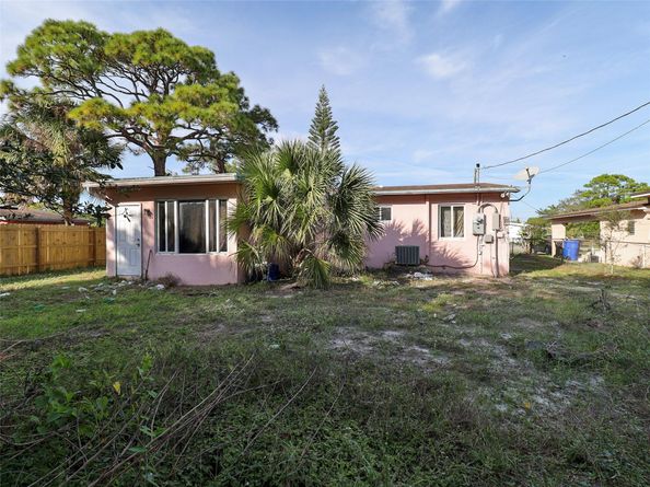 2540 SW 5th St, Fort Lauderdale FL 33312