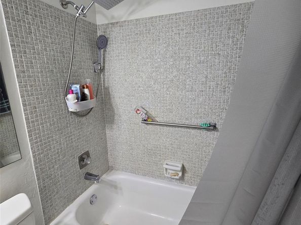 3011 Westbury F 3011, Deerfield Beach FL 33442