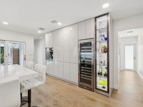 2510 NE 47th St, Fort Lauderdale FL 33308