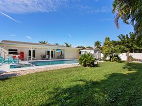 113 Barcelona Drive, Royal Palm Beach FL 33411