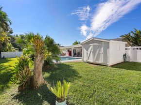 113 Barcelona Drive, Royal Palm Beach FL 33411