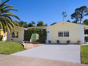 113 Barcelona Drive, Royal Palm Beach FL 33411