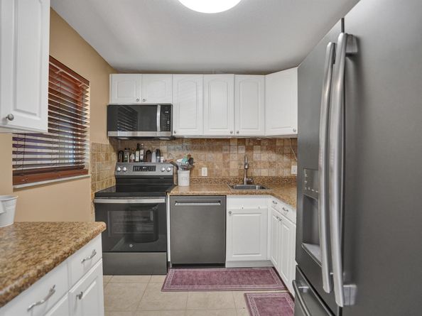 12014 Greenway Circle 206, Royal Palm Beach FL 33411