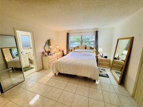 9673 NW 45th St, Sunrise FL 33351