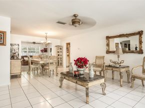 1032 NE 4th Ct, Hallandale Beach FL 33009