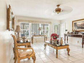 1032 NE 4th Ct, Hallandale Beach FL 33009