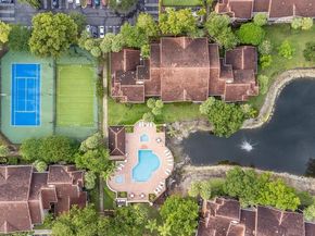 8851 S Wiles Road 305, Coral Springs FL 33067