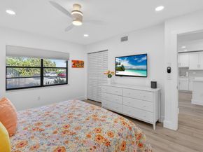 18 Westgate Lane E, Boynton Beach FL 33436