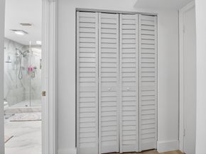 18 Westgate Lane E, Boynton Beach FL 33436