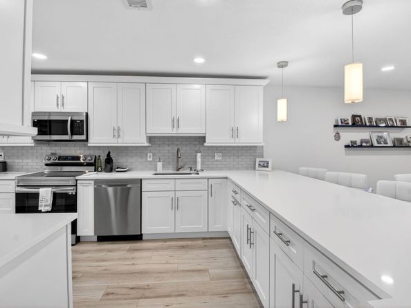 18 Westgate Lane E, Boynton Beach FL 33436