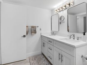 18 Westgate Lane E, Boynton Beach FL 33436