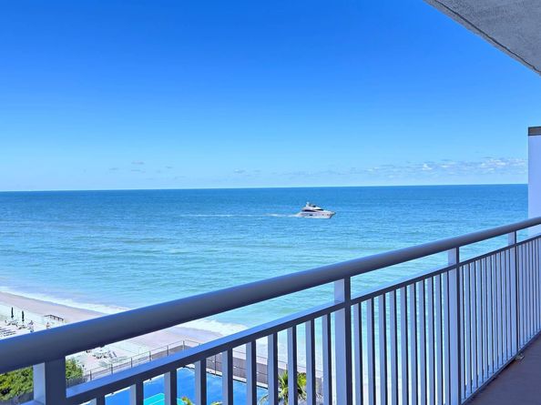 3546 S Ocean Boulevard 927, South Palm Beach FL 33480