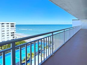 3546 S Ocean Boulevard 927, South Palm Beach FL 33480