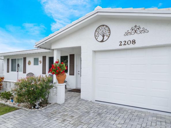 2208 SW 19th Avenue, Boynton Beach FL 33426