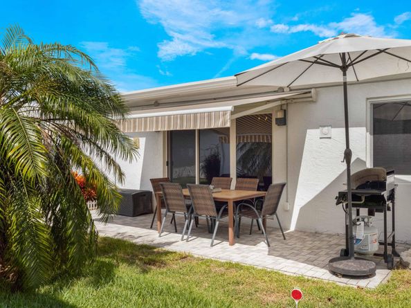 2208 SW 19th Avenue, Boynton Beach FL 33426