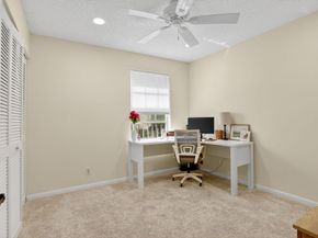 11461 Lakeview Dr 8, Coral Springs FL 33071
