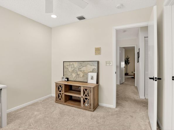 11461 Lakeview Dr 8, Coral Springs FL 33071