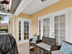 11461 Lakeview Dr 8, Coral Springs FL 33071