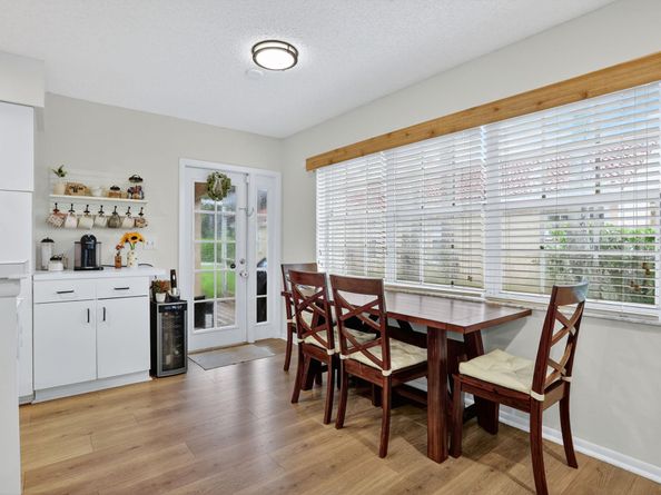 11461 Lakeview Dr 8, Coral Springs FL 33071