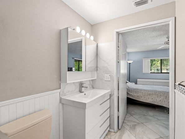 15364 Lakes Of Delray Boulevard 66, Delray Beach FL 33484